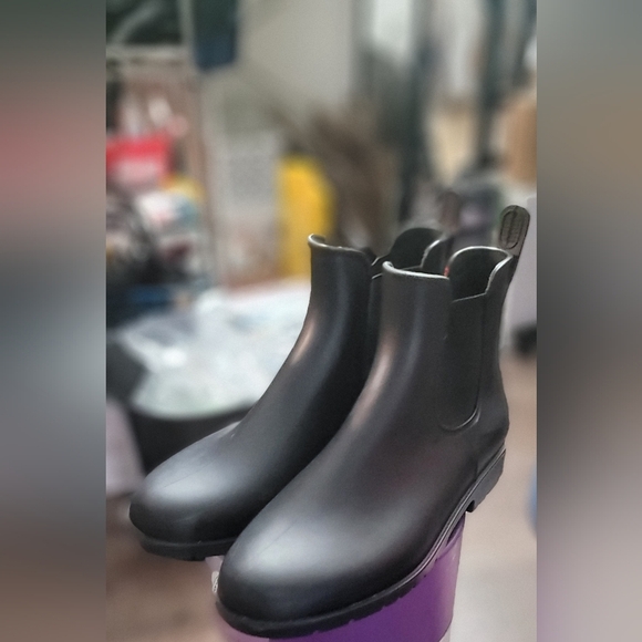 Chelsea-style ankle rain boots Sz 8.5 - Picture 7 of 7